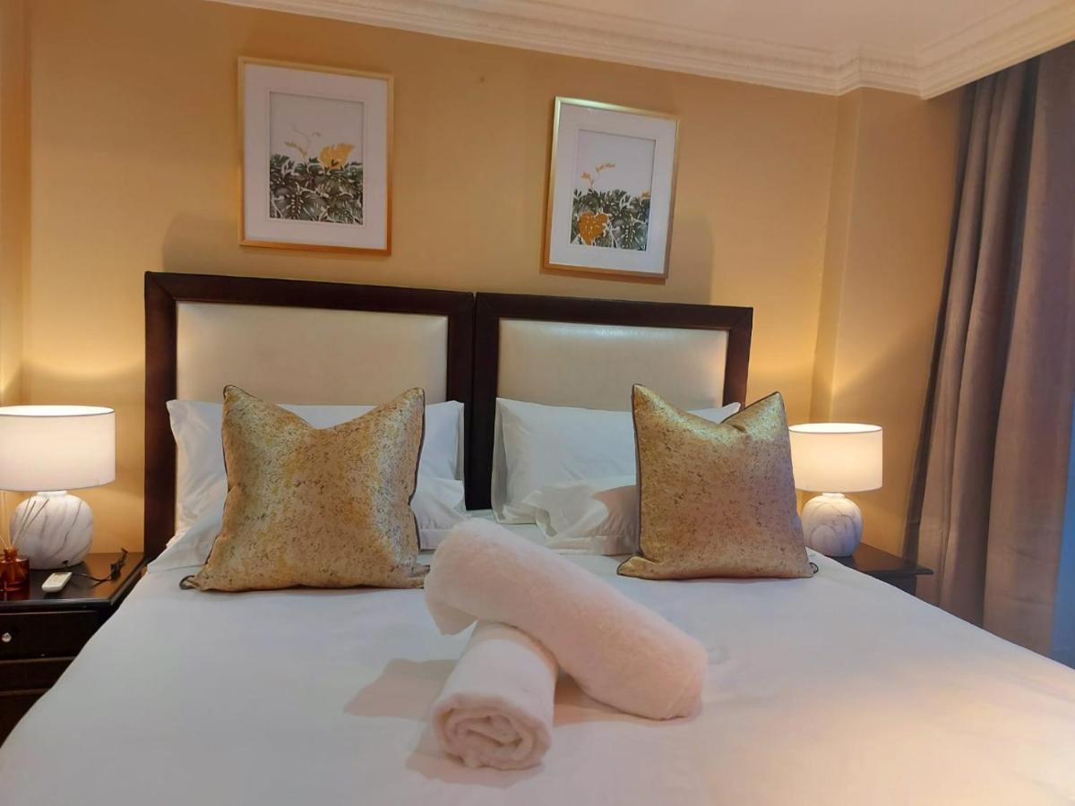 Ocean Sunrise At The Sails - Durban Point Waterfront Apartment Екстериор снимка
