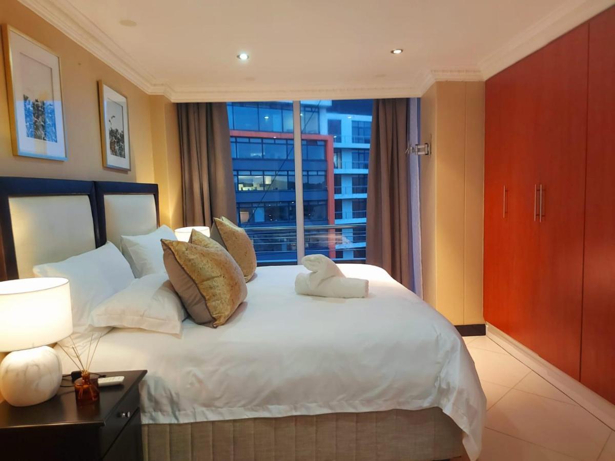 Ocean Sunrise At The Sails - Durban Point Waterfront Apartment Екстериор снимка