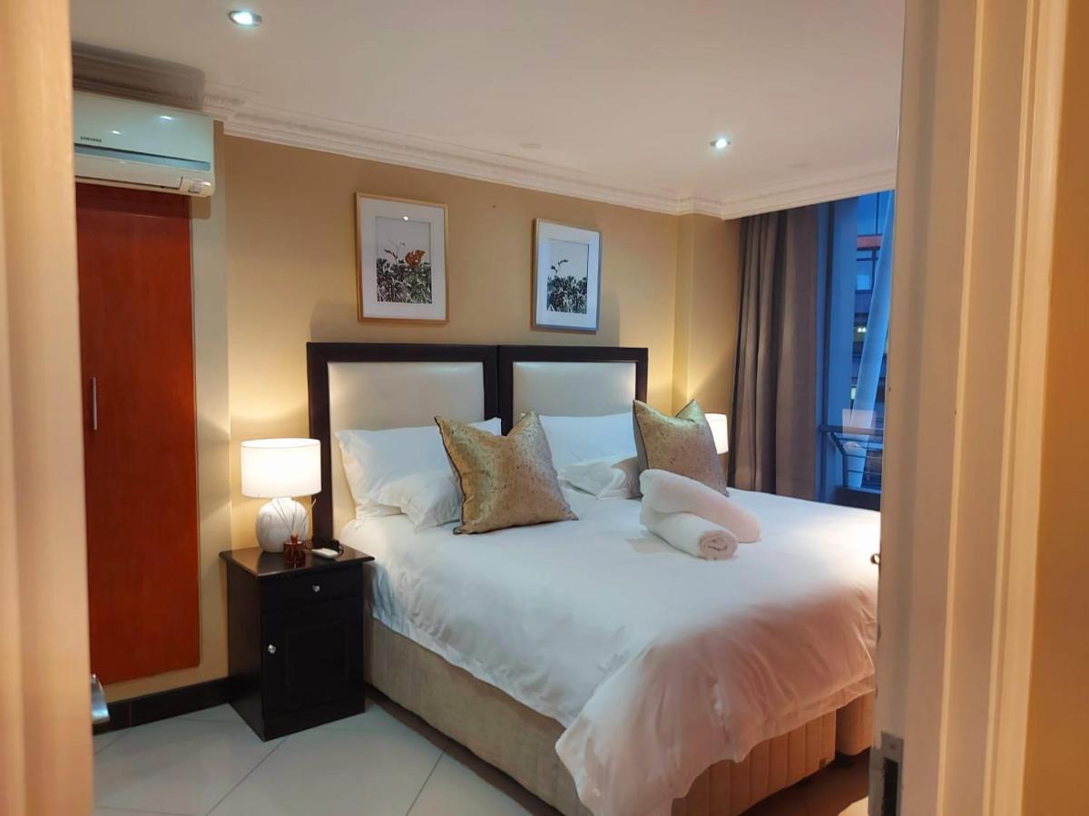 Ocean Sunrise At The Sails - Durban Point Waterfront Apartment Екстериор снимка